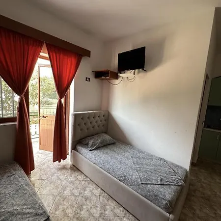 Kulla Gurit Lezhë